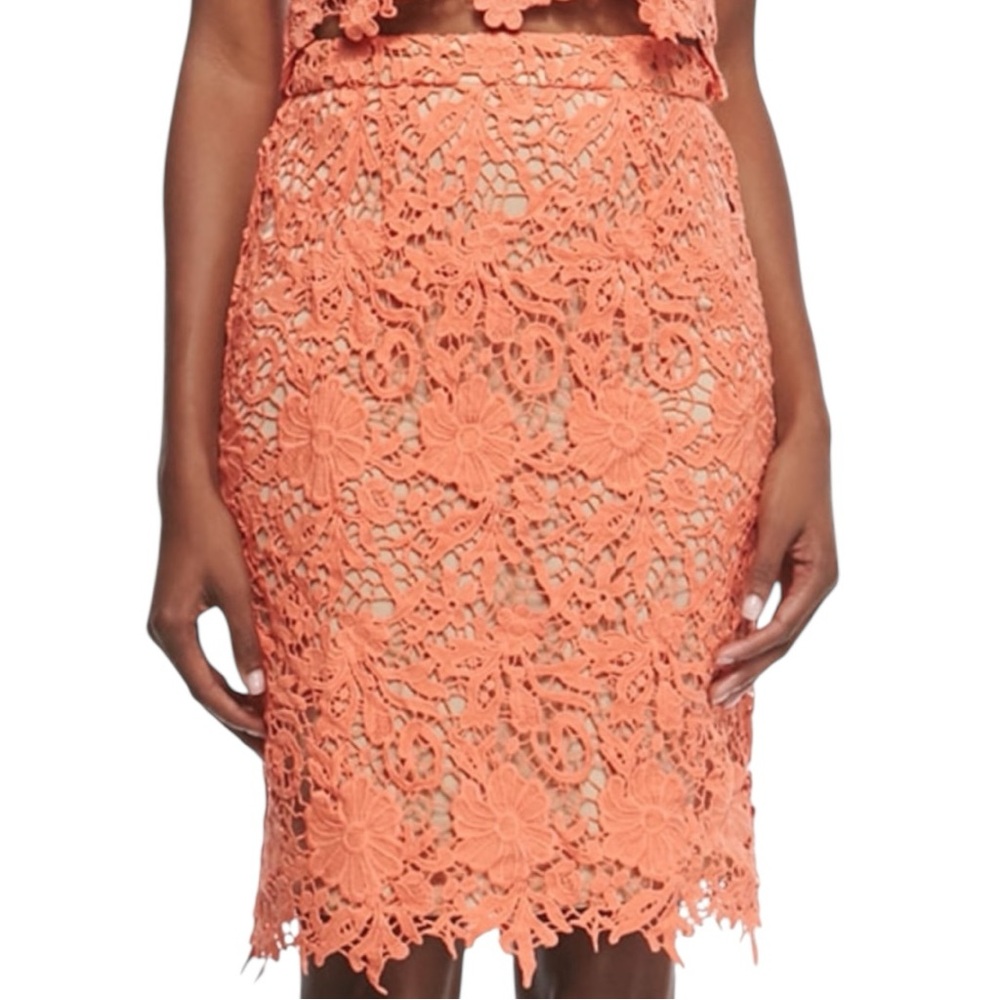 Alice + Olivia Women’s Size 6 Orange Crochet Lace Nude Knee Length Pencil Skirt - Picture 2 of 9